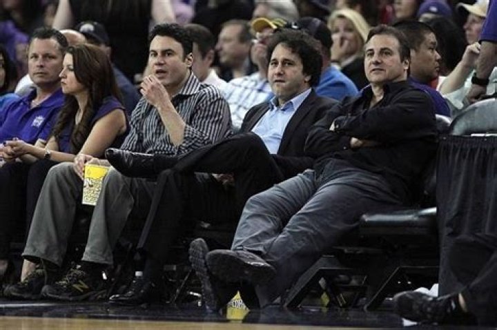 George J. Maloof Jr. Biography, Age, Height, Wife, Net Worth, Family