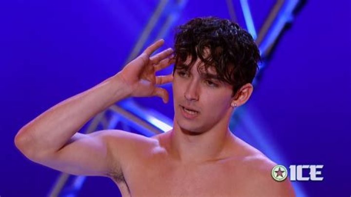 Gino Cosculluela (Dancer) - Age, Birthday, Bio, Facts, Family, Net Worth, Height & More