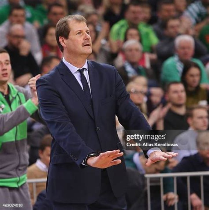 Gintaras Krapikas (Basketball Player) - Age, Birthday, Bio, Facts, Family, Net Worth, Height & More