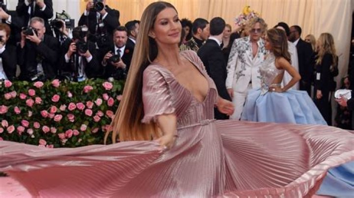 Gisele Bundchen Is One of the Highest-Paid Models in the World — With a Net Worth to Prove It!