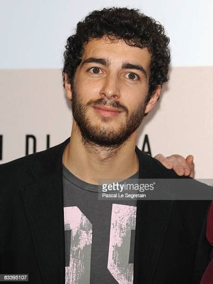 Glen Blackhall Biography, Age, Height, Wife, Net Worth, Family