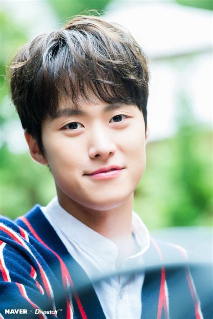 Gong Myung Biography, Age, Height, Wife, Net Worth, Family