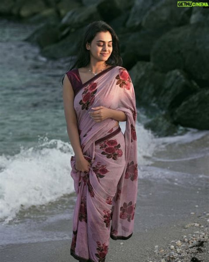 Gopika Biography, Age, Height, Husband, Net Worth, Family