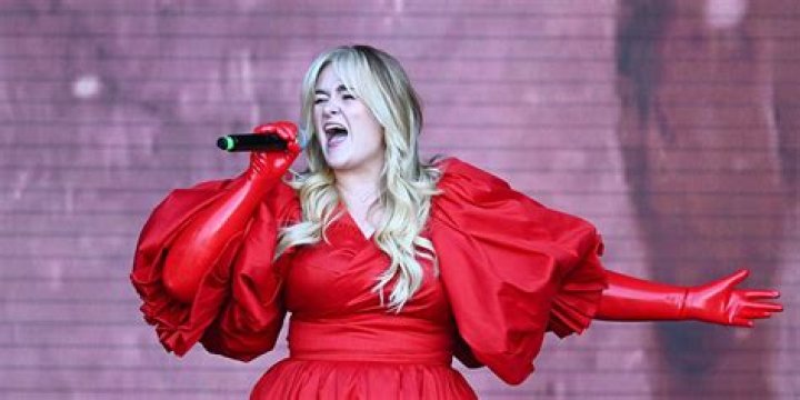 Astrology Birth Chart of Grace Davies (Pop Singer) 2024