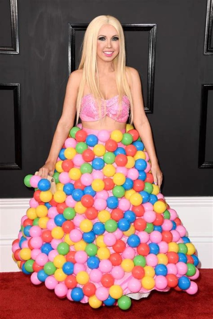 What Are They Wearing?!See the Most WTF Outfits on the Grammys 2017 Red Carpet