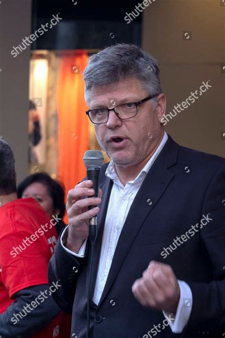 Greg Barns Biography, Age, Height, Wife, Net Worth, Family