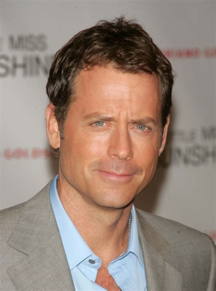 Greg Kinnear (Movie Actor) - Age, Birthday, Bio, Facts, Family, Net Worth, Height & More