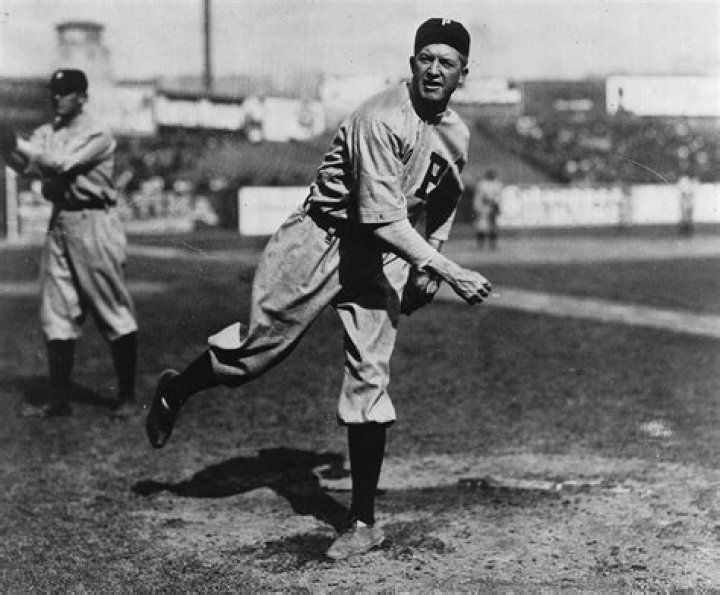 Grover Cleveland Alexander Biography, Age, Height, Wife, Net Worth, Family