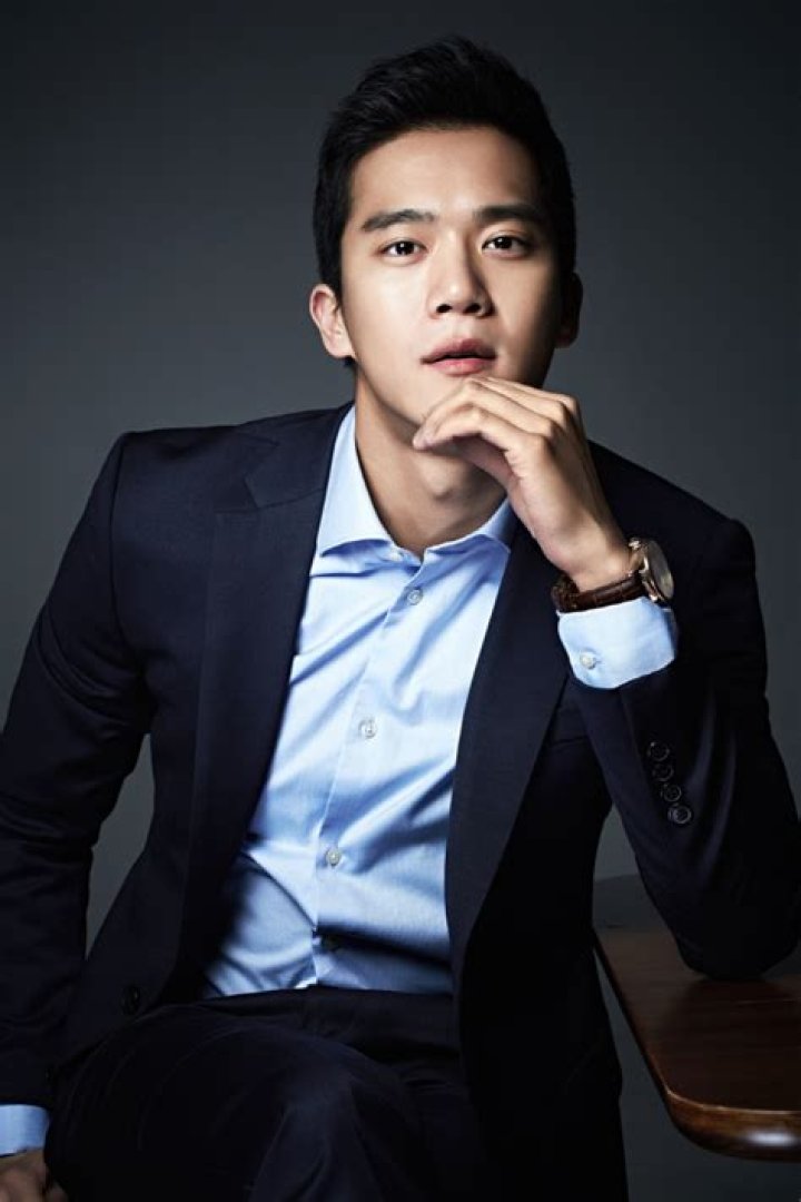 Ha Seok-jin Biography, Age, Height, Wife, Net Worth, Family
