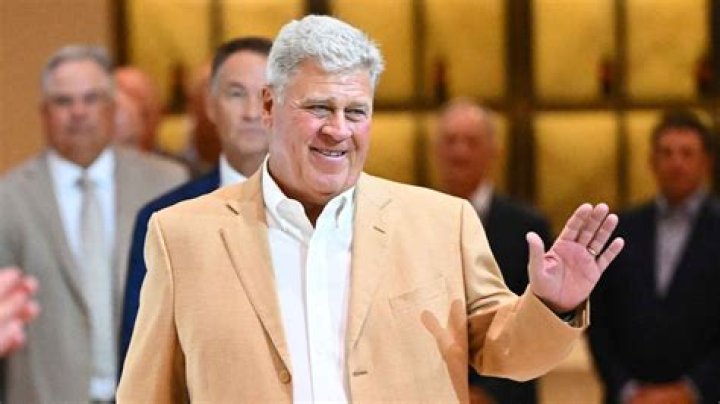 Hal Sutton Biography, Age, Height, Wife, Net Worth, Family