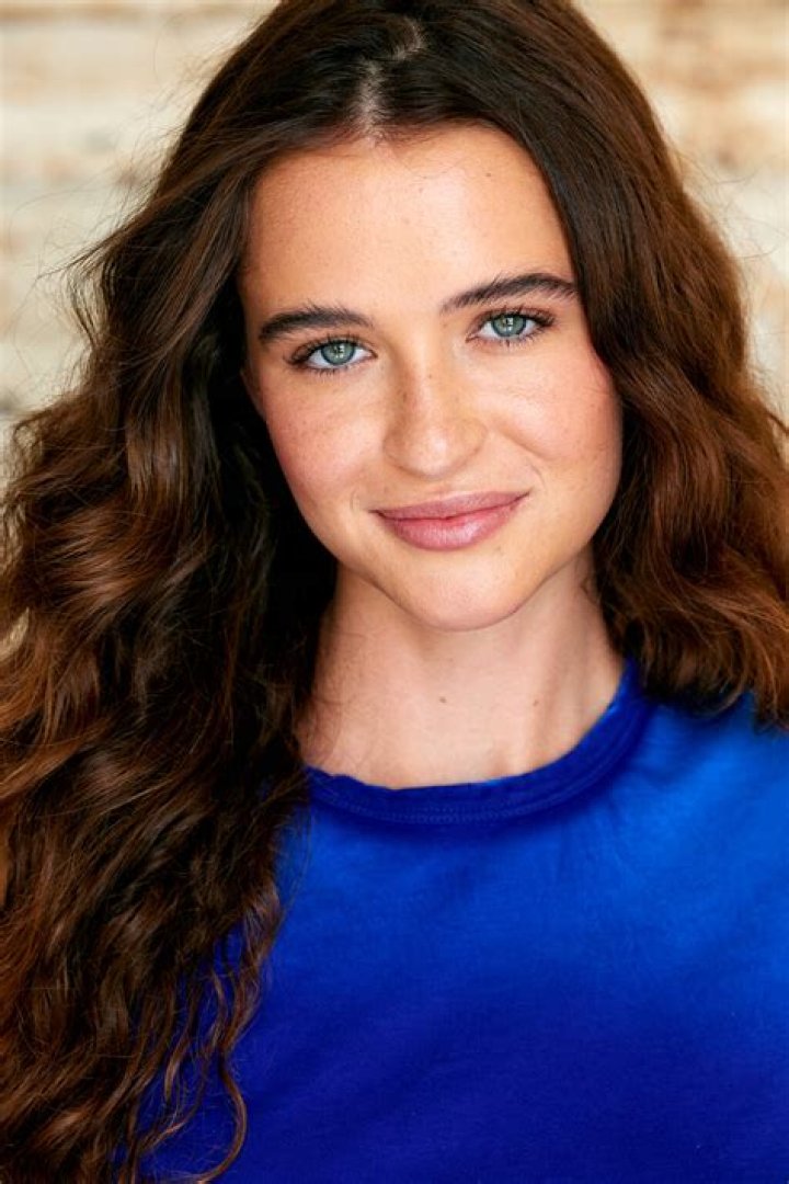 How tall is Harlan Drum