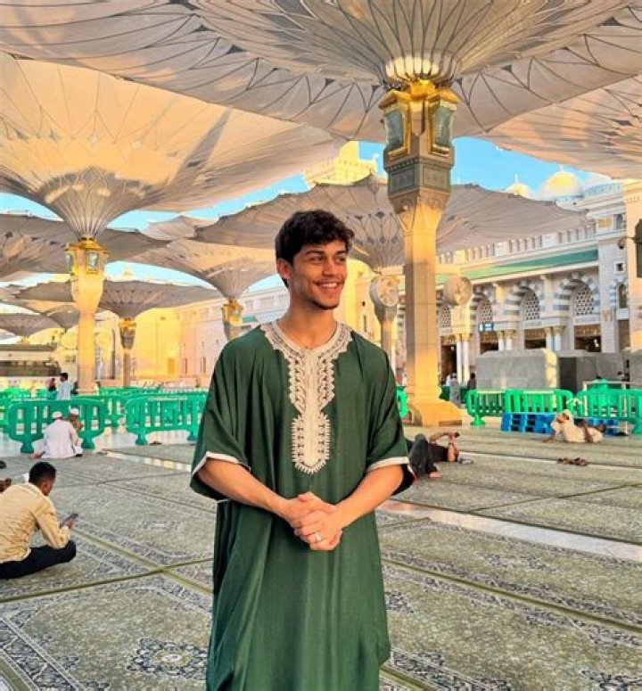 Harris J (Pop Singer) - Age, Birthday, Bio, Facts, Family, Net Worth, Height & More