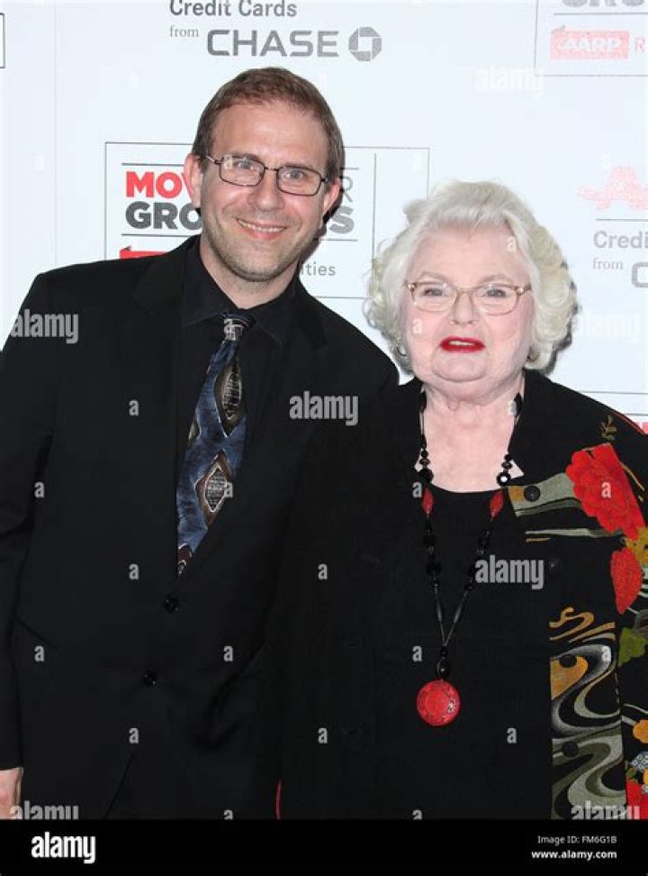 Harry Kakatsakis Biography, Age, Height, Wife, Net Worth, Family