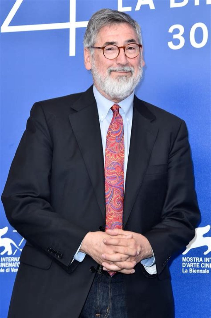 
Harry Landis Height, Weight, Net Worth, Age, Birthday, Wikipedia, Who, Nationality, Biography 