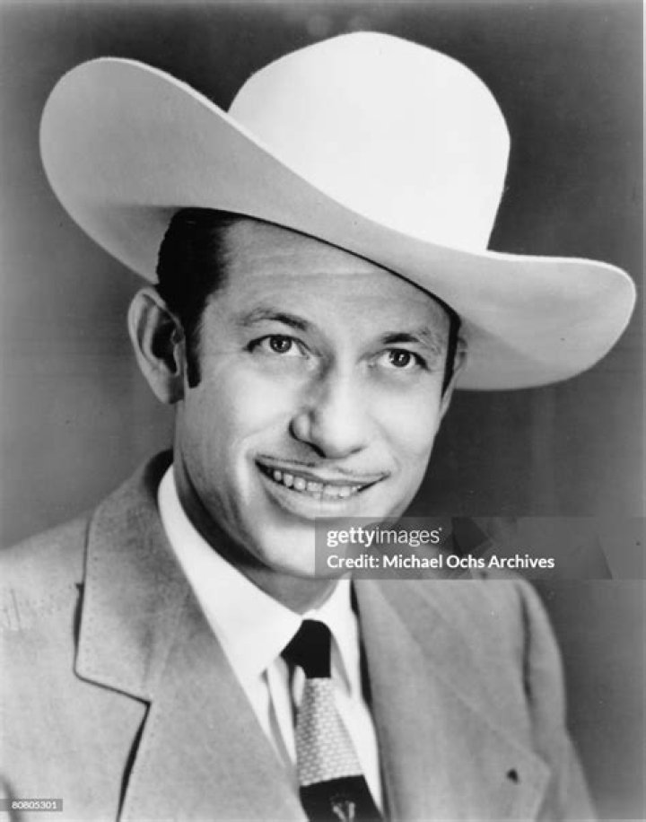 Hawkshaw Hawkins (Country Singer) - Age, Birthday, Bio, Facts, Family, Net Worth, Height & More