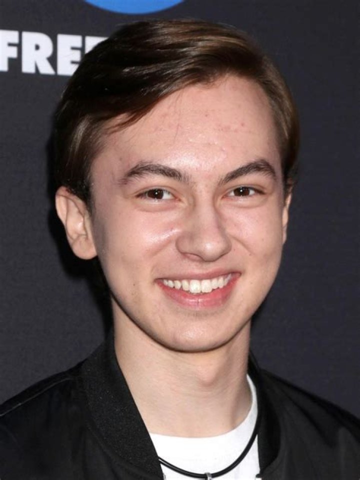 Hayden Byerly Biography, Age, Height, Wife, Net Worth, Family