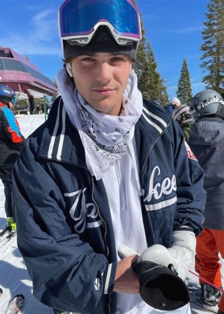 Hayden Yezak (TikTok Star) - Age, Birthday, Bio, Facts, Family, Net Worth, Height & More