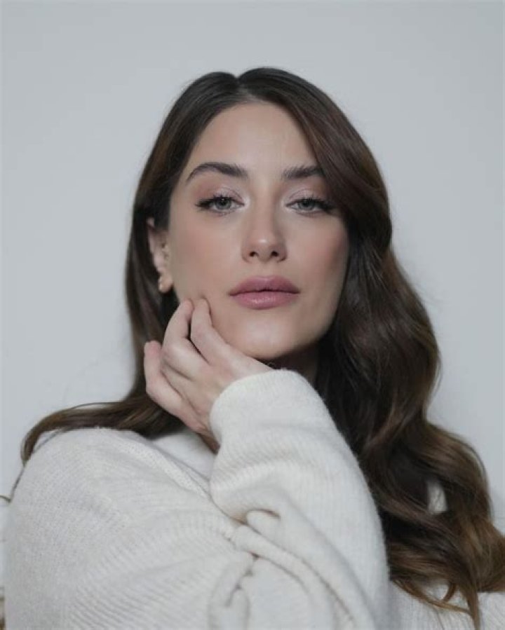Hazal Kaya (TV Actress) - Age, Birthday, Bio, Facts, Family, Net Worth, Height & More