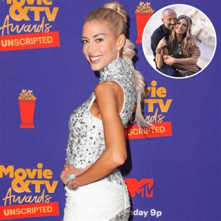 ExclusiveHeather Rae Young Is ‘Happy’ for Chrishell Stause and Jason Oppenheim: ‘They’re So Cute’