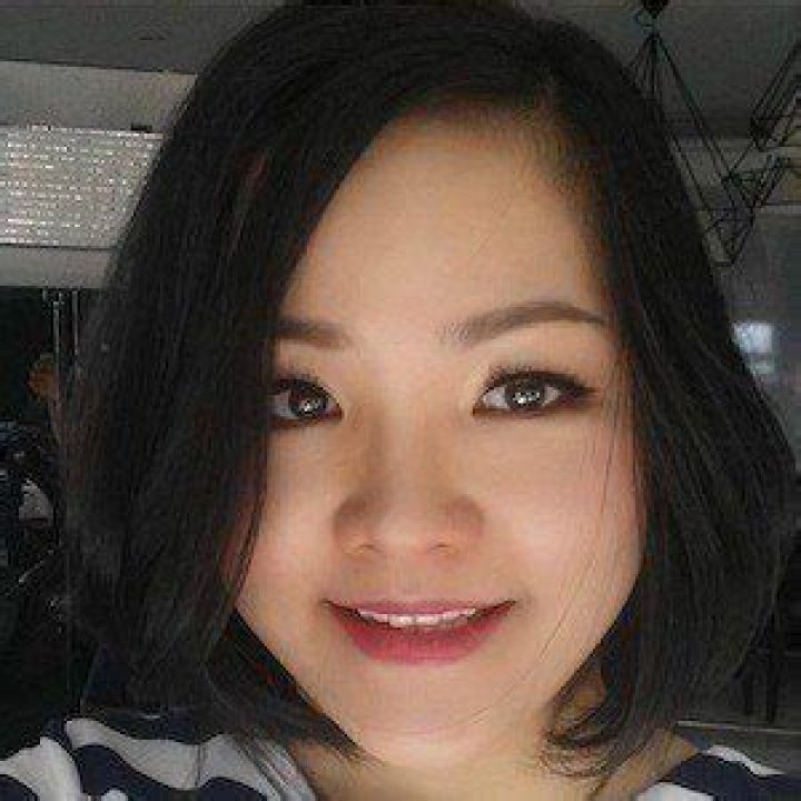 Helen Le (YouTube Star) - Age, Birthday, Bio, Facts, Family, Net Worth, Height & More