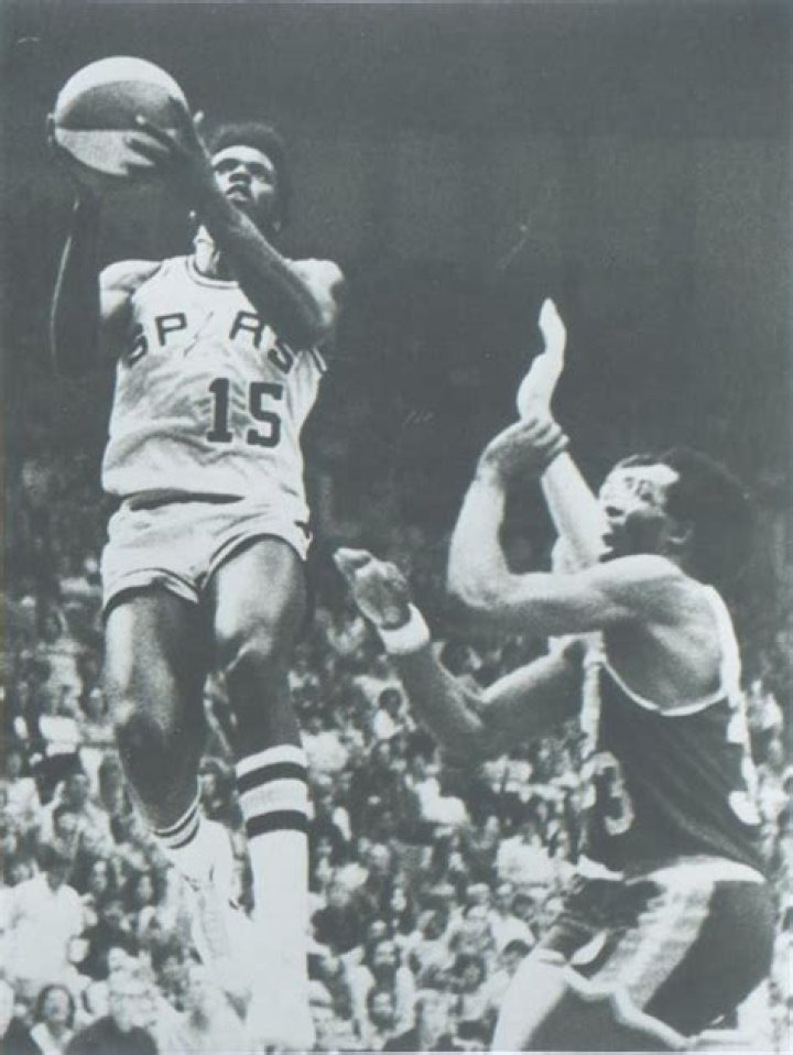 Henry Ward Biography, Age, Height, Wife, Net Worth, Family