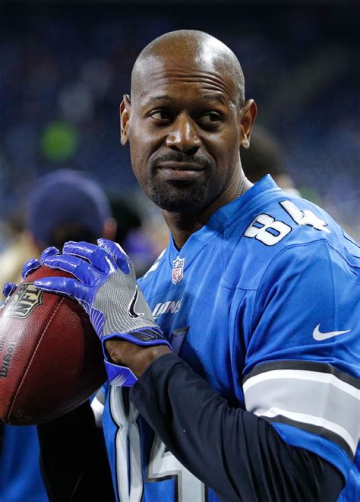 Herman Moore (Football Player) - Age, Birthday, Bio, Facts, Family, Net Worth, Height & More