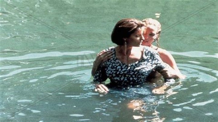 Hollie L. Hummel Biography, Age, Height, Husband, Net Worth, Family