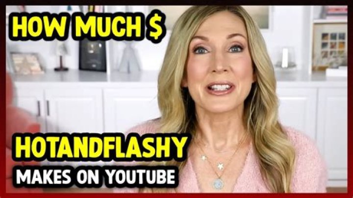 HotandFlashy (YouTube Star) - Age, Birthday, Bio, Facts, Family, Net Worth, Height & More