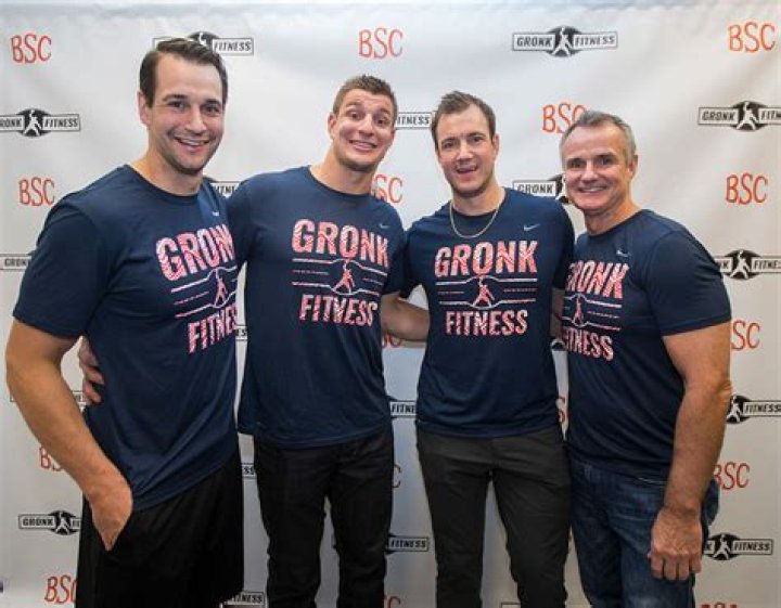How many brothers does Rob Gronkowski have? – Celebrity.fm – #1 Official Stars, Business & People Network, Wiki, Success story, Biography & Quotes