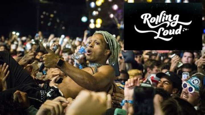 How many people go to Rolling loud Bay Area?