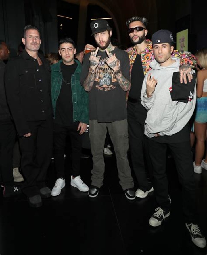 How much does FaZe banks weigh? – Celebrity.fm – #1 Official Stars, Business & People Network, Wiki, Success story, Biography & Quotes