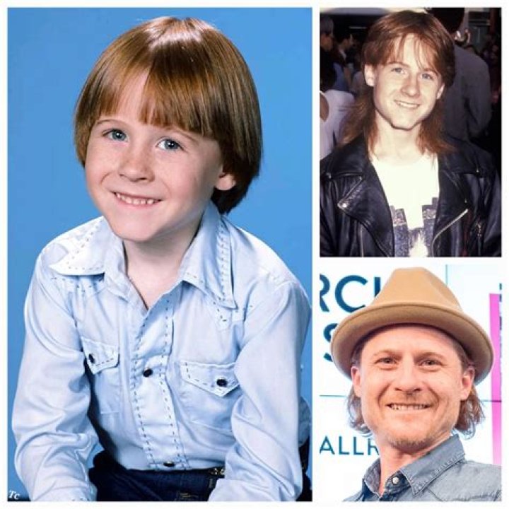 How old is Danny Cooksey?