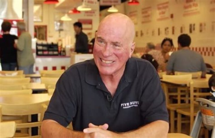 ¿Qué edad tiene Jerry Murrell? – Celebrity.fm