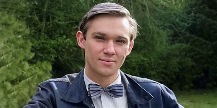 How rich is Kelli Giddish? – Celebrity.fm – #1 Official Stars, Business & People Network, Wiki, Success story, Biography & Quotes