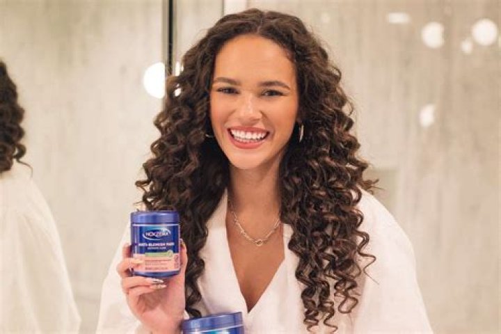 How rich is Madison Pettis? – Celebrity.fm – #1 Official Stars, Business & People Network, Wiki, Success story, Biography & Quotes