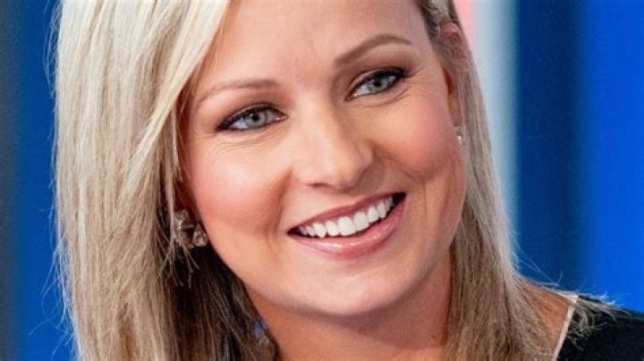 How tall is Sandra Smith? – Celebrity.fm – #1 Official Stars, Business & People Network, Wiki, Success story, Biography & Quotes