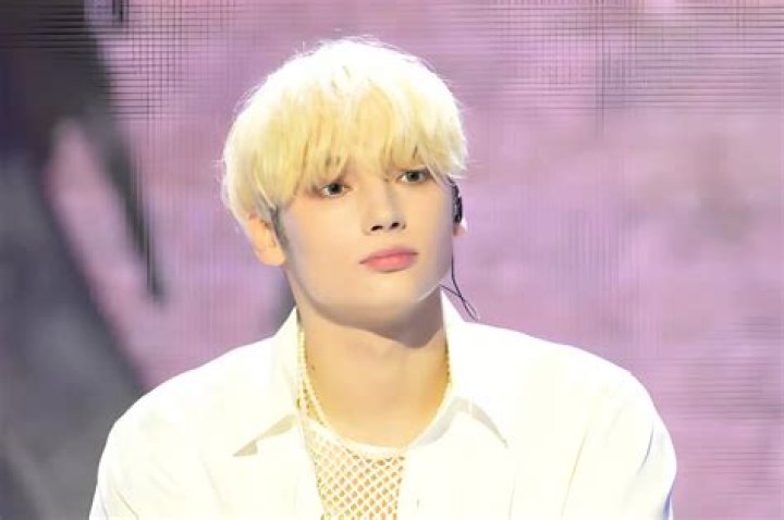 Huening Kai Height, Weight, Net Worth, Age, Birthday, Wikipedia, Who, Nationality, Biography