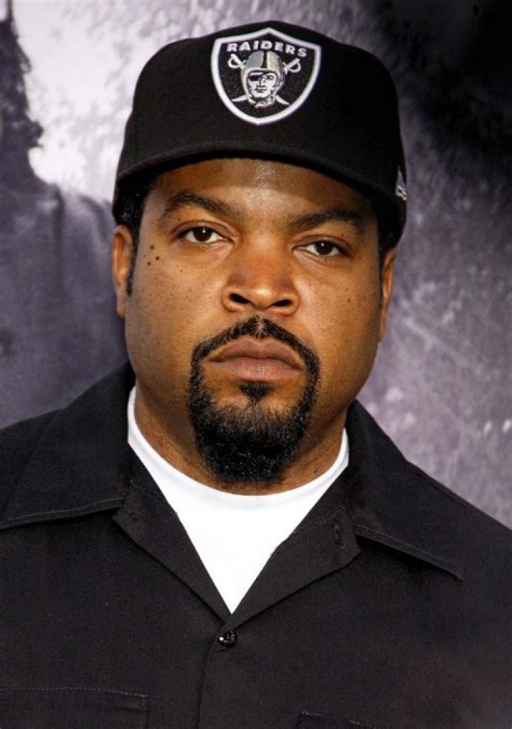 Ice Cube (Rapper) - Age, Birthday, Bio, Facts, Family, Net Worth, Height & More