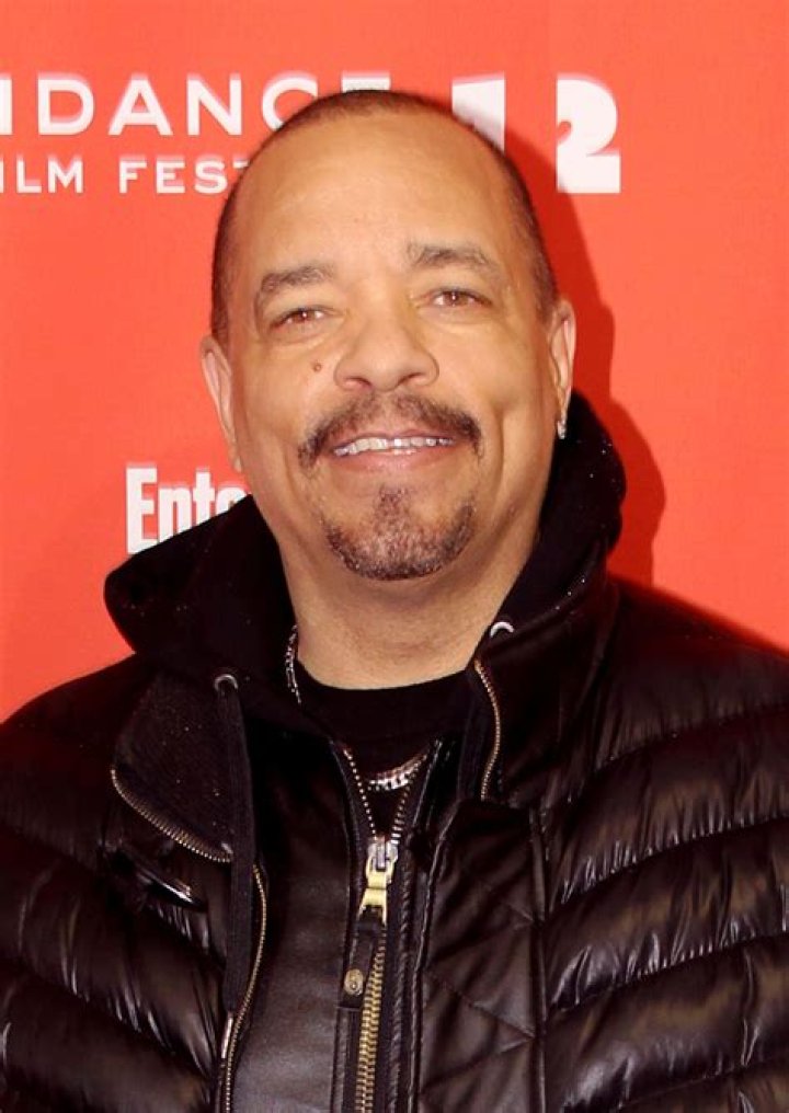 How tall is Ice T