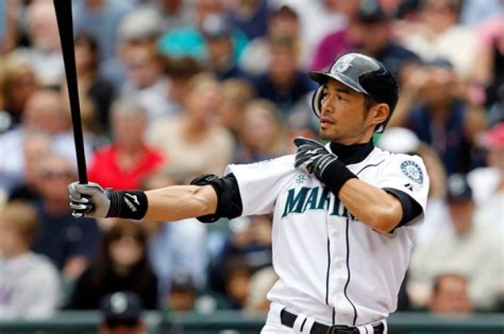 Ichiro Suzuki Biography, Age, Height, Wife, Net Worth, Family