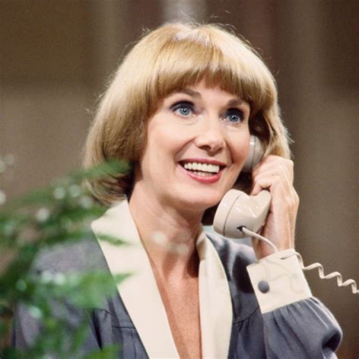 Inga Swenson (TV Actress) - Age, Birthday, Bio, Facts, Family, Net Worth, Height & More