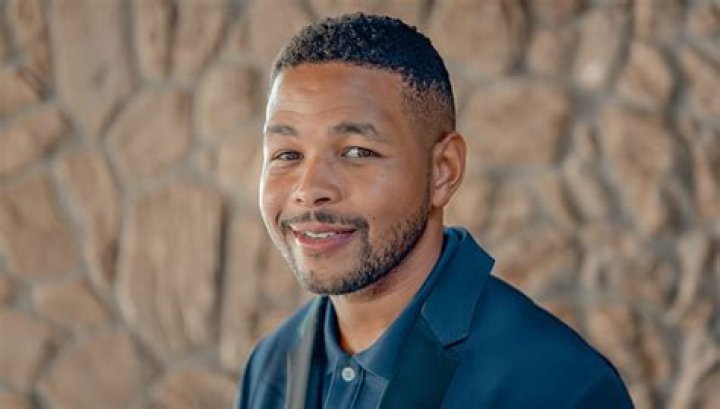 Inky Johnson (Self-Help Author) - Age, Birthday, Bio, Facts, Family, Net Worth, Height & More