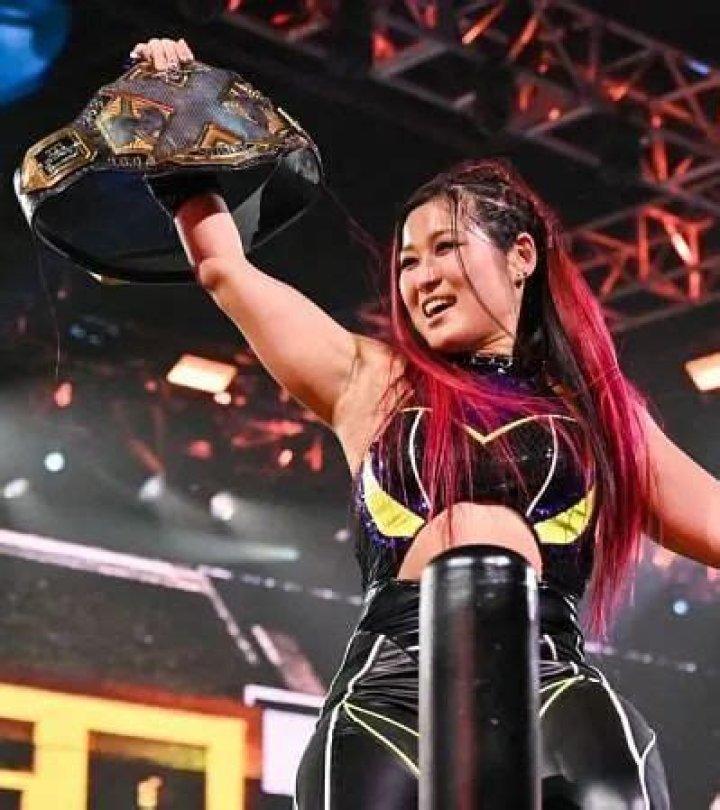 Io Shirai (Wrestler) - Age, Birthday, Bio, Facts, Family, Net Worth, Height & More