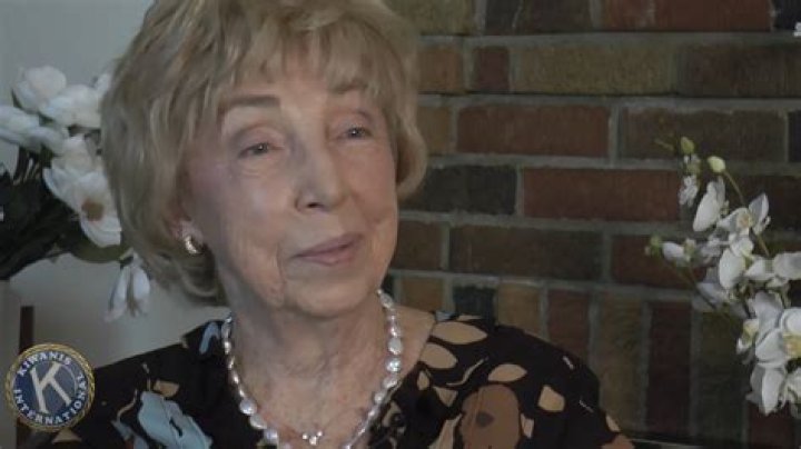 Libbet Barbara Henry noch?