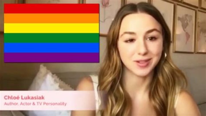 Is Chloe Lukasiak Lesbian? Know More About Her!