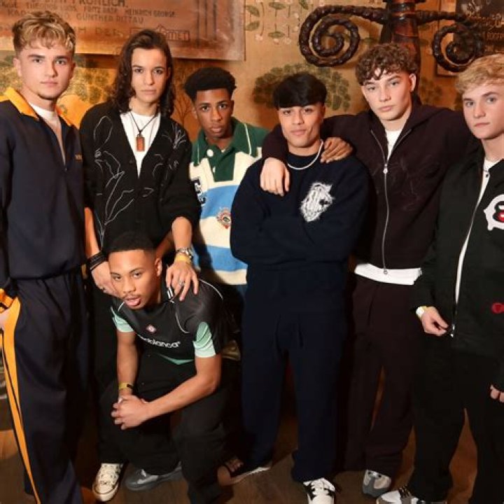 Is Fifth Harmony a real band?