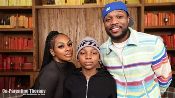 Is Jess pregnant season 7?