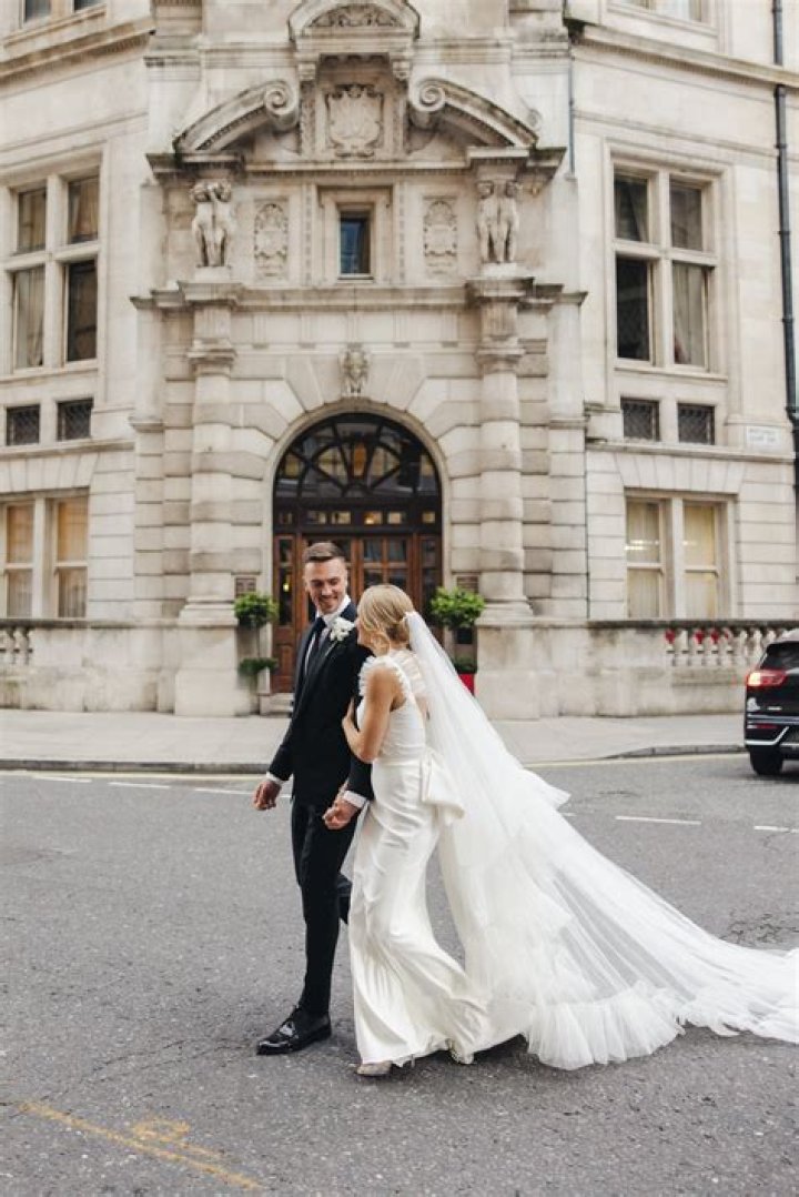 Is LeeAnne and rich still married?