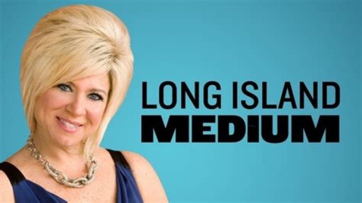 Is ‘Long Island Medium’ Fake? According to These Professional Skeptics, Uh, Sort Of