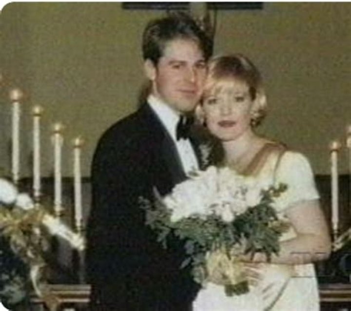 Is Maura West still married? – Celebrity.fm – #1 Official Stars, Business & People Network, Wiki, Success story, Biography & Quotes